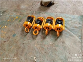 振動給料機(jī)吊掛