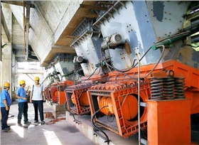 振動(dòng)給料機(jī)應(yīng)用現(xiàn)場